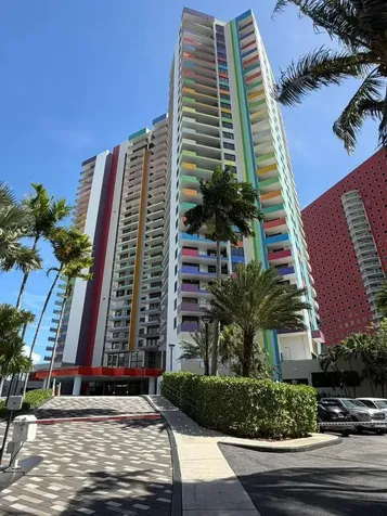 1581 Brickell Avenue Miami FL 33129