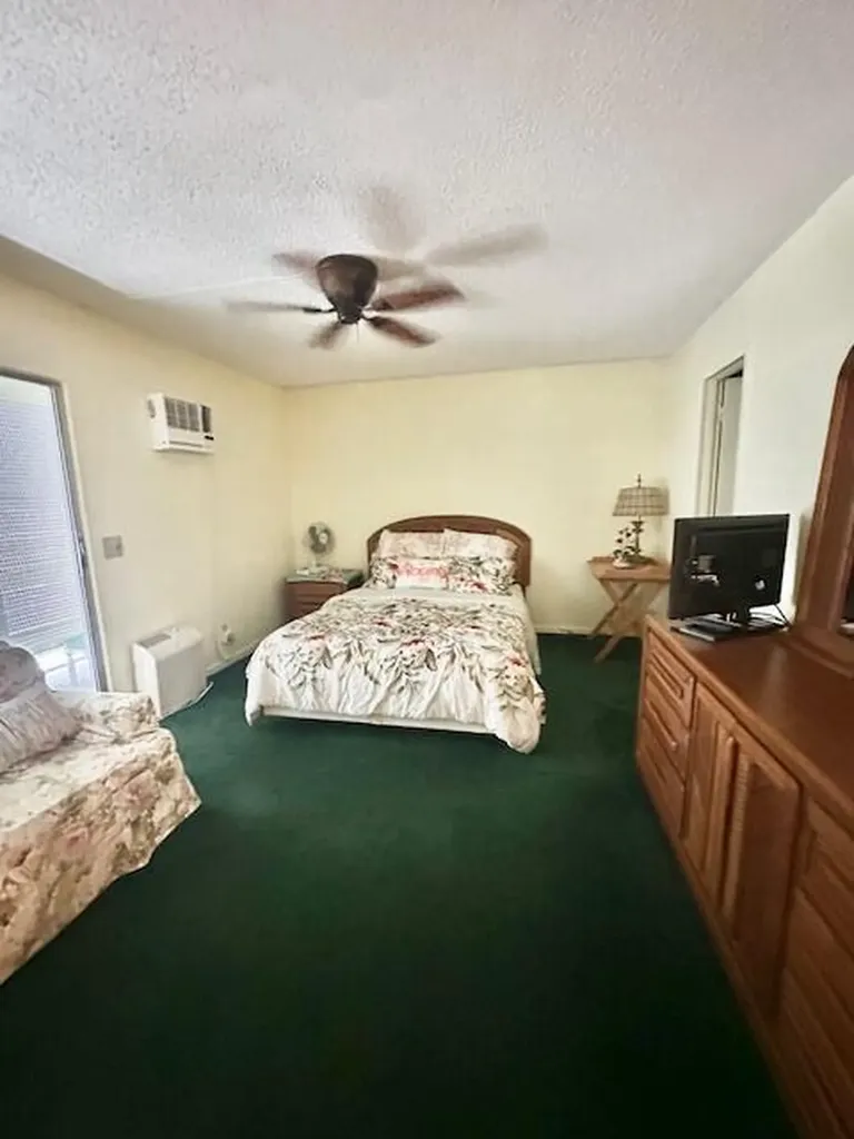 65 Suffolk B Boca Raton FL 33434