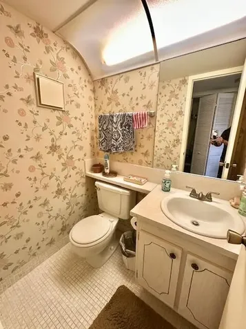 65 Suffolk B Boca Raton FL 33434