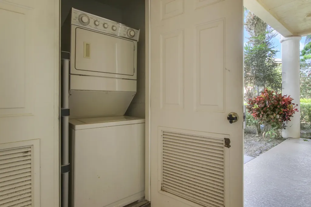 8909A Sandshot Court Port St Lucie FL 34986