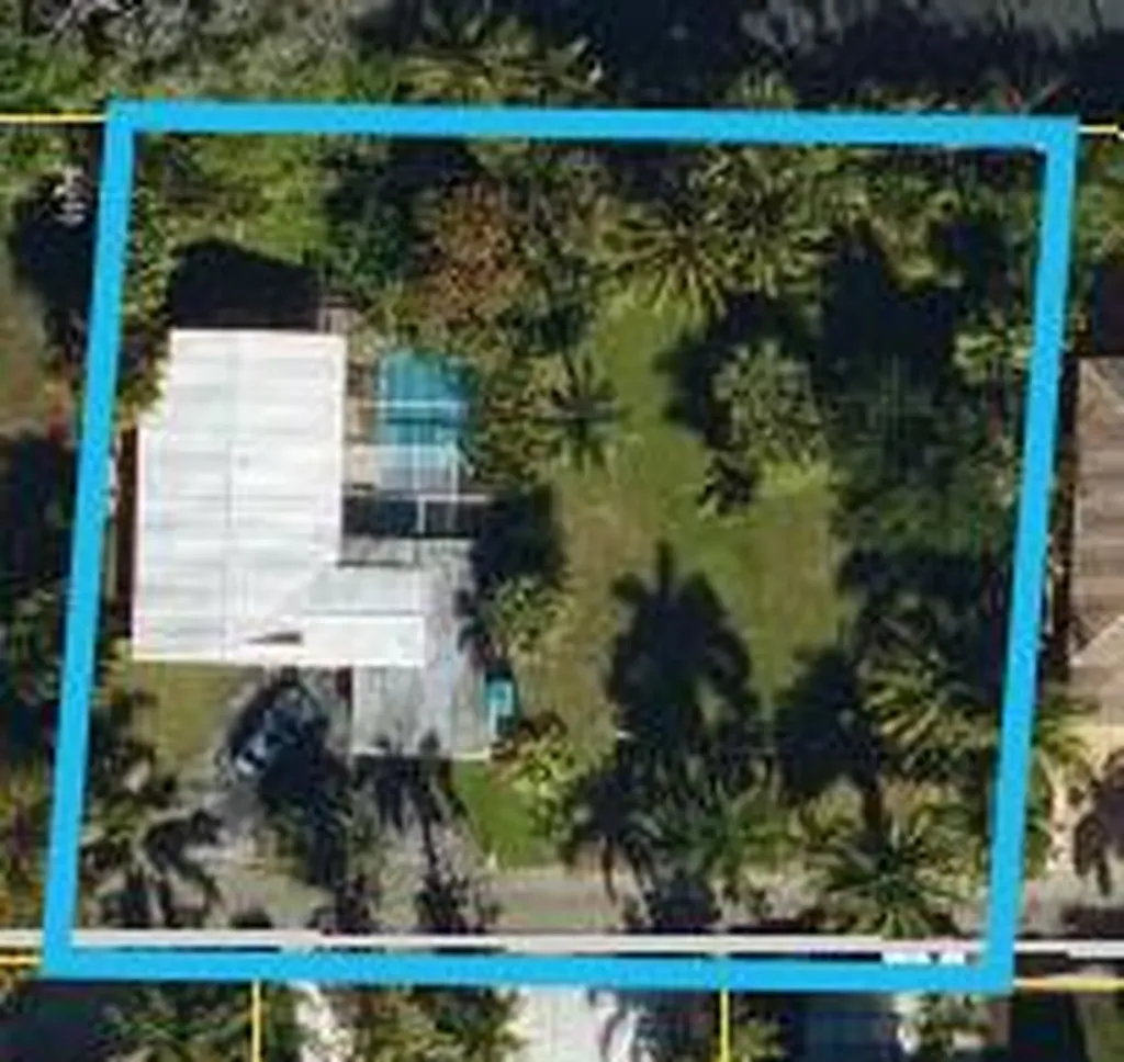 631 Lakeside Harbor Boynton Beach FL 33435