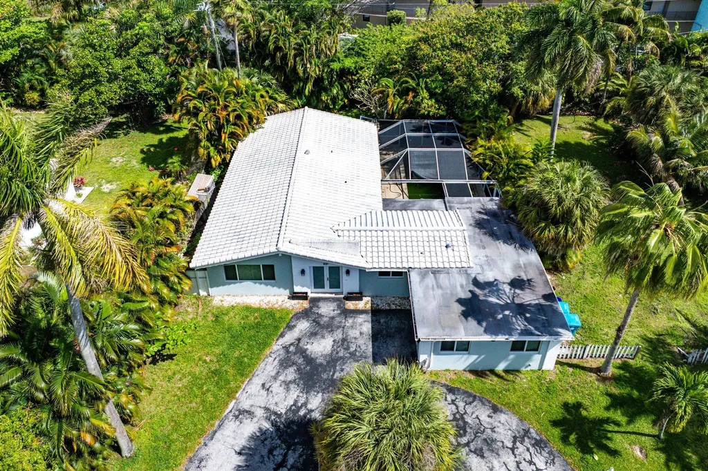 631 Lakeside Harbor Boynton Beach FL 33435