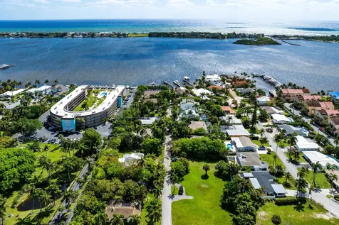 631 Lakeside Harbor Boynton Beach FL 33435