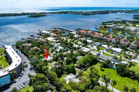 631 Lakeside Harbor Boynton Beach FL 33435