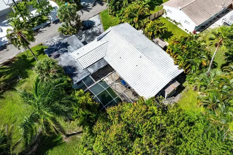 631 Lakeside Harbor Boynton Beach FL 33435