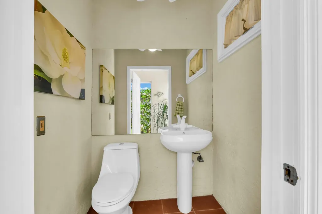 4 Kepner Drive Boynton Beach FL 33435