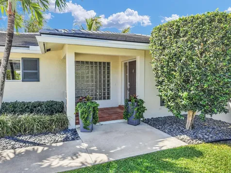 4 Kepner Drive Boynton Beach FL 33435