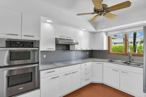 4 Kepner Drive Boynton Beach FL 33435