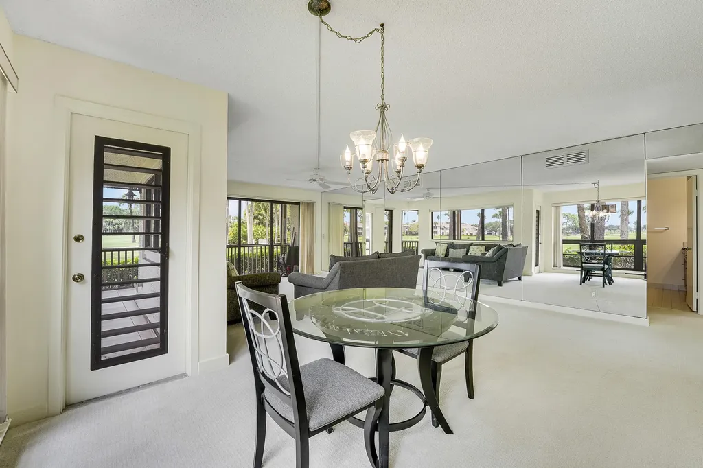 302 Brackenwood Circle Palm Beach Gardens FL 33418