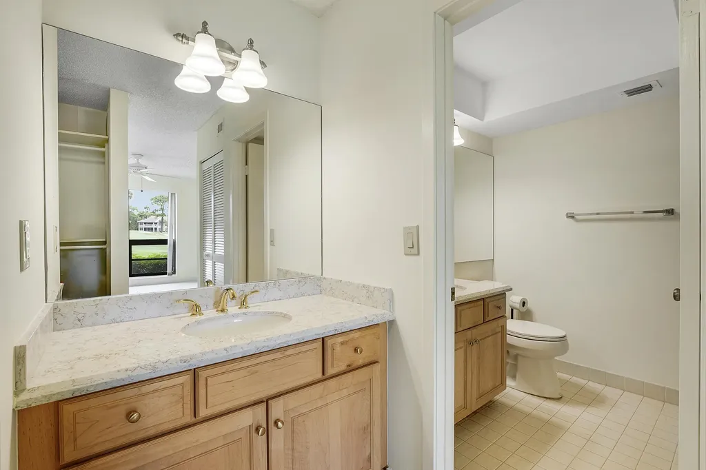 302 Brackenwood Circle Palm Beach Gardens FL 33418
