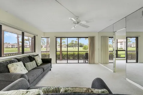 302 Brackenwood Circle Palm Beach Gardens FL 33418