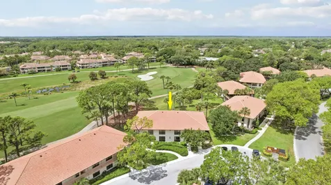 302 Brackenwood Circle Palm Beach Gardens FL 33418