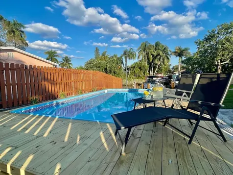 2809 SW 46th Street Dania Beach FL 33312