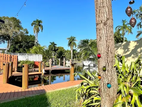 2809 SW 46th Street Dania Beach FL 33312