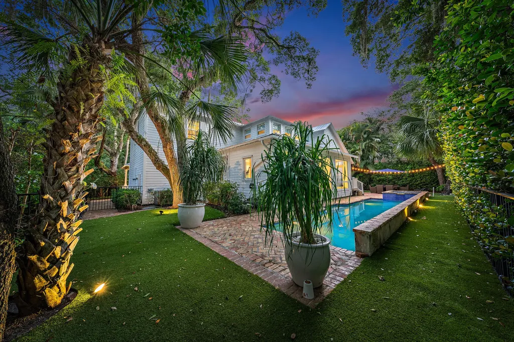 2605 Natures Way Palm Beach Gardens FL 33410