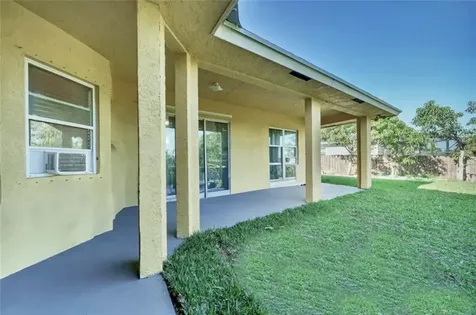 6112 NW Ginger Lane Port St Lucie FL 34986