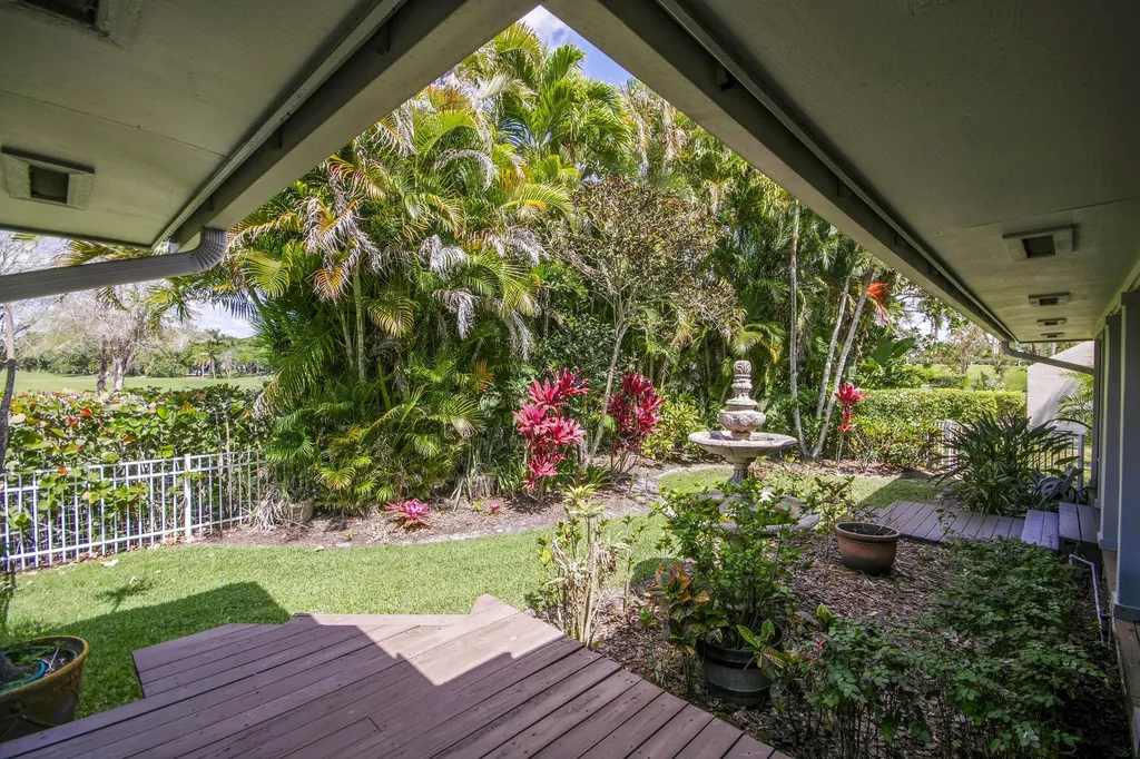 1 Balfour Road E Palm Beach Gardens FL 33418
