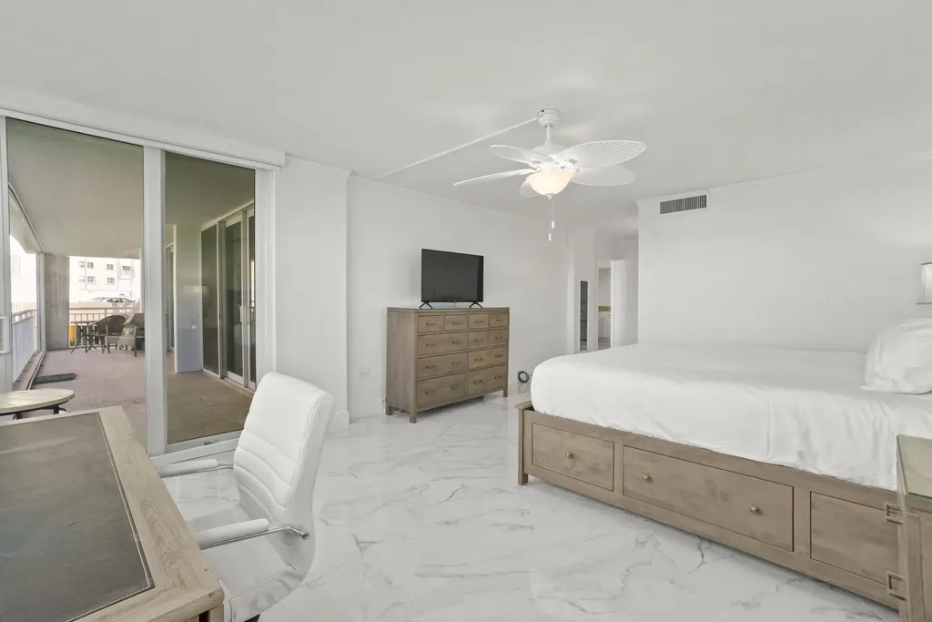 3546 S Ocean Boulevard South Palm Beach FL 33480