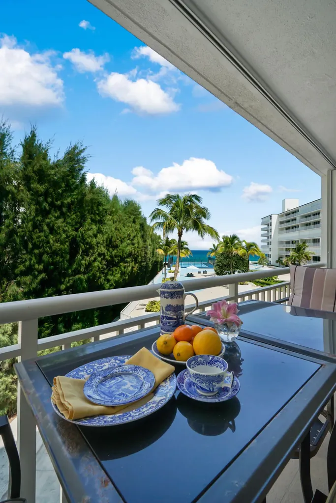 3546 S Ocean Boulevard South Palm Beach FL 33480