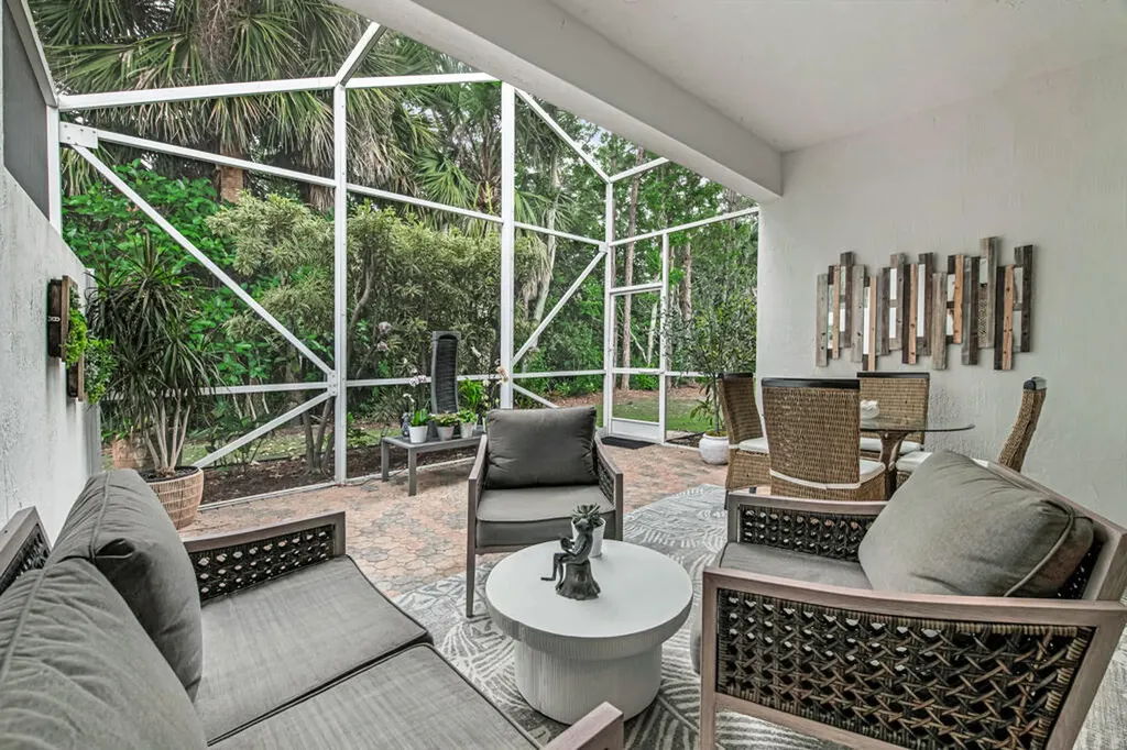 8203 Bellafiore Way Boynton Beach FL 33472