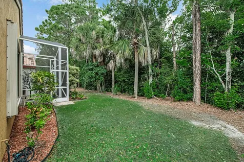 8203 Bellafiore Way Boynton Beach FL 33472