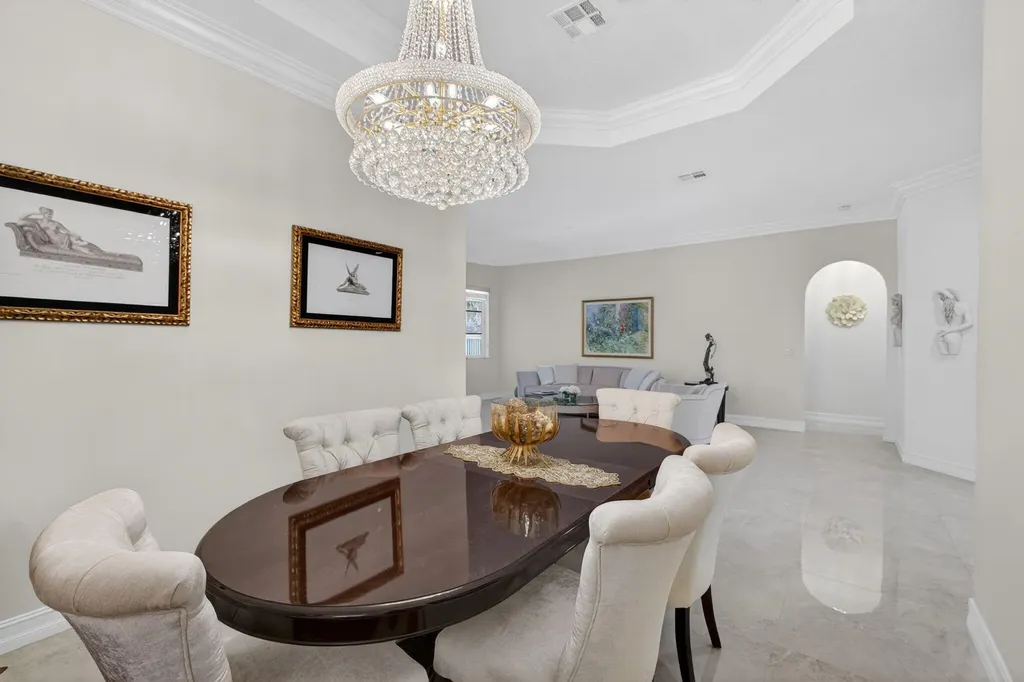 8642 Plum Cay Royal Palm Beach FL 33411