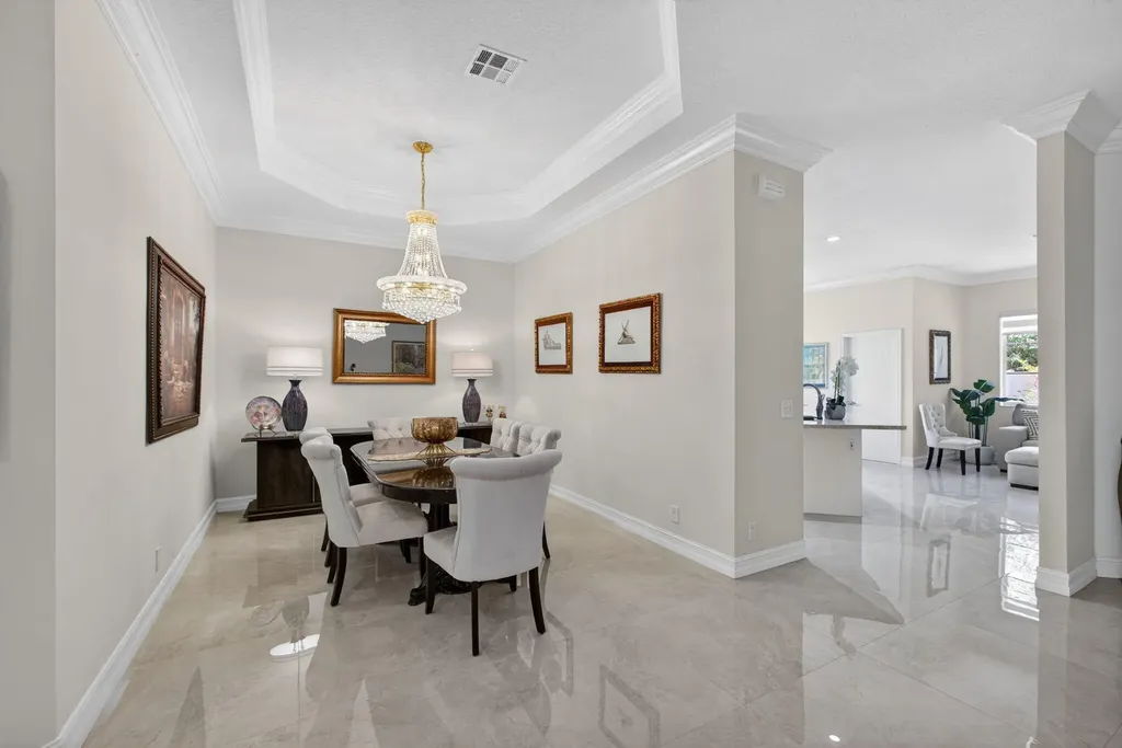 8642 Plum Cay Royal Palm Beach FL 33411
