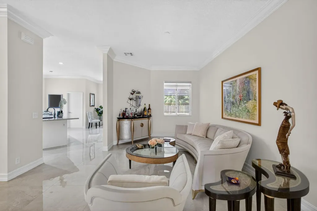 8642 Plum Cay Royal Palm Beach FL 33411