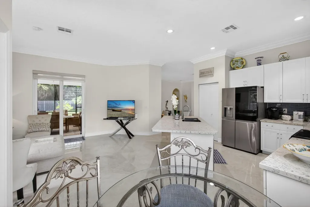 8642 Plum Cay Royal Palm Beach FL 33411