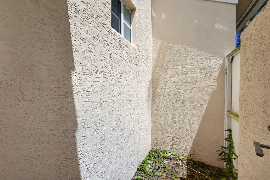8642 Plum Cay Royal Palm Beach FL 33411