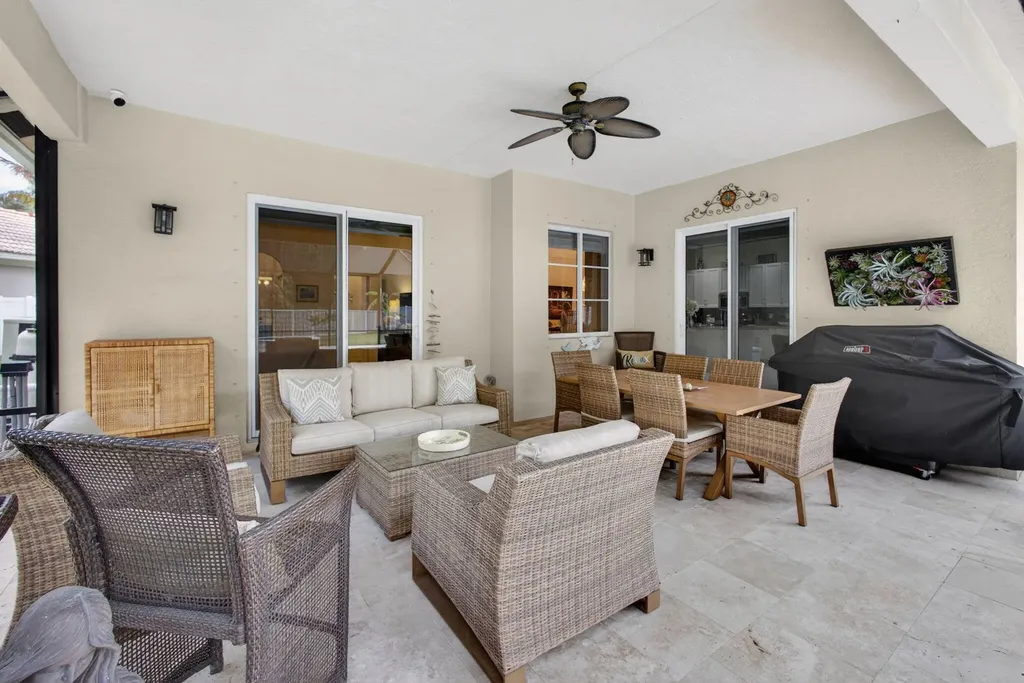 8642 Plum Cay Royal Palm Beach FL 33411