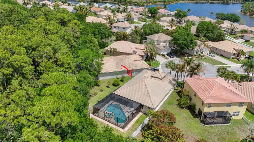 8642 Plum Cay Royal Palm Beach FL 33411