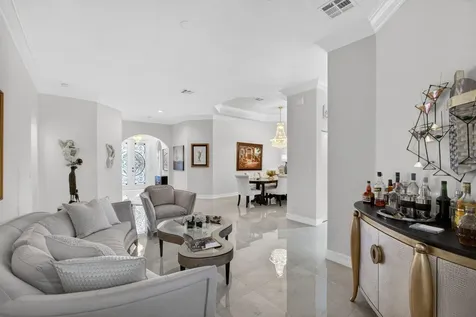 8642 Plum Cay Royal Palm Beach FL 33411
