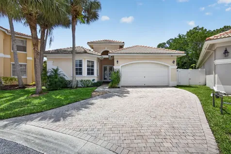 8642 Plum Cay Royal Palm Beach FL 33411