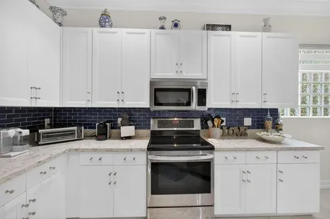 8642 Plum Cay Royal Palm Beach FL 33411