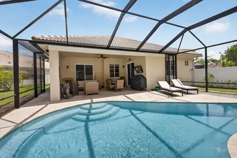 8642 Plum Cay Royal Palm Beach FL 33411