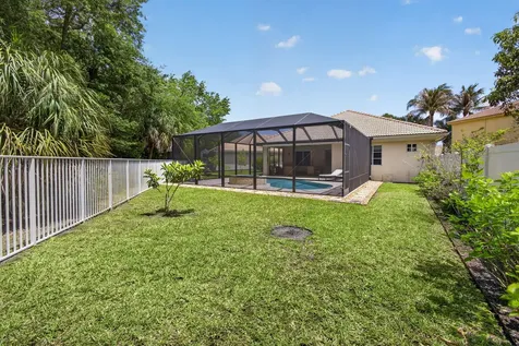 8642 Plum Cay Royal Palm Beach FL 33411