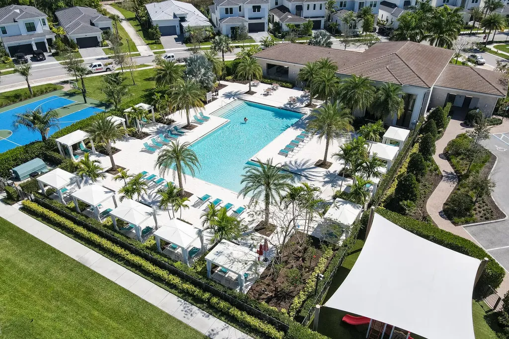 13298 Artisan Circle Palm Beach Gardens FL 33418