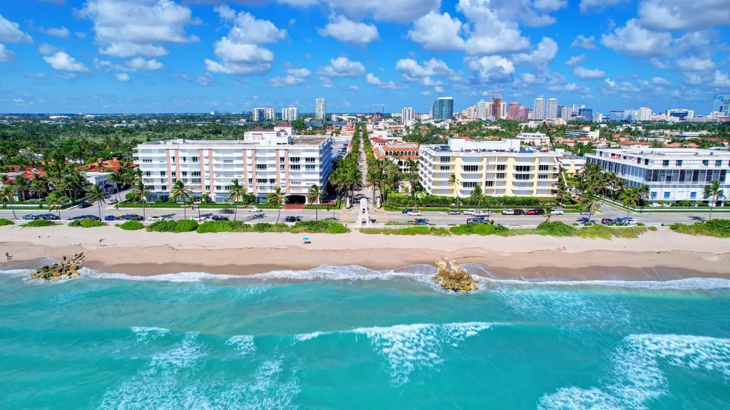 218 Worth Avenue Palm Beach FL 33480