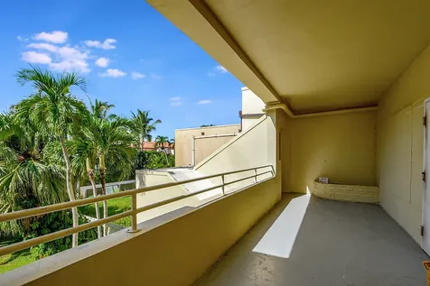 218 Worth Avenue Palm Beach FL 33480