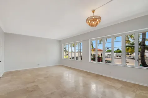 218 Worth Avenue Palm Beach FL 33480