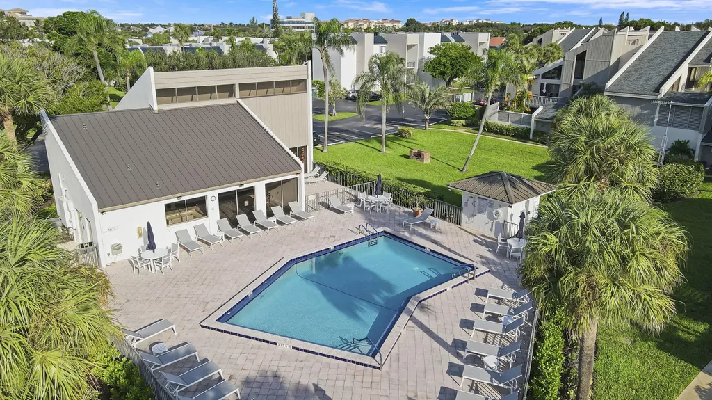 1605 S Us Highway 1 Jupiter FL 33477