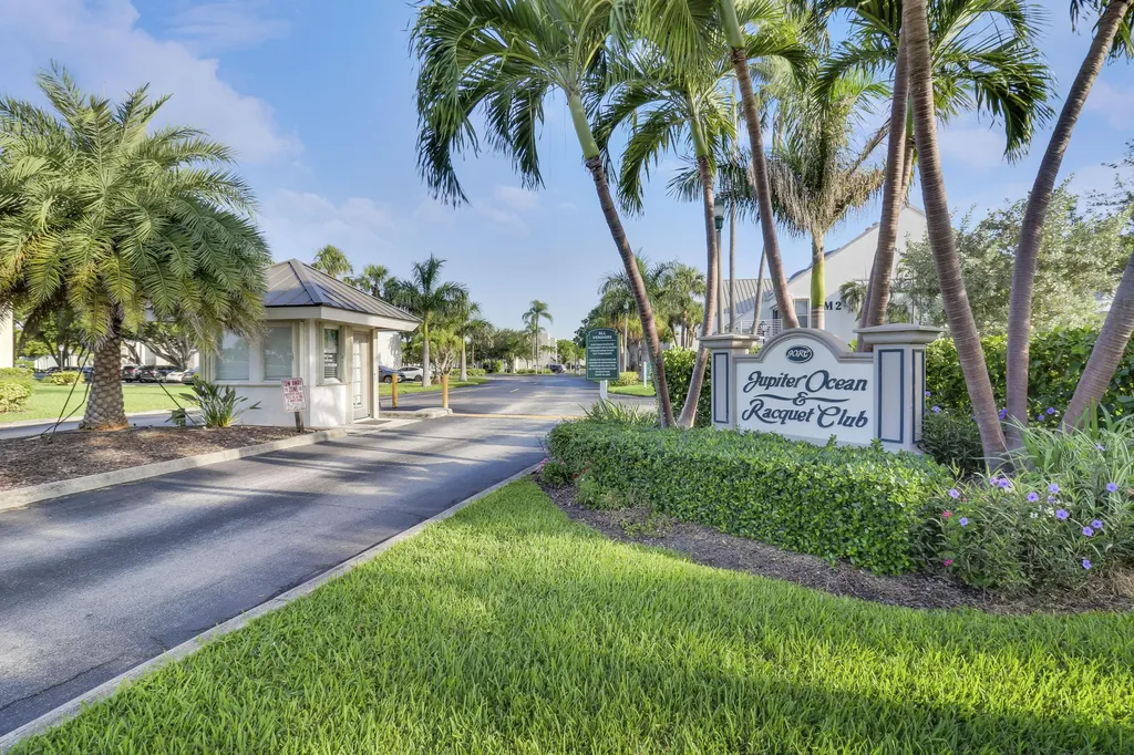1605 S Us Highway 1 Jupiter FL 33477