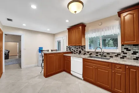 5181 SW 89th Terrace Cooper City FL 33328