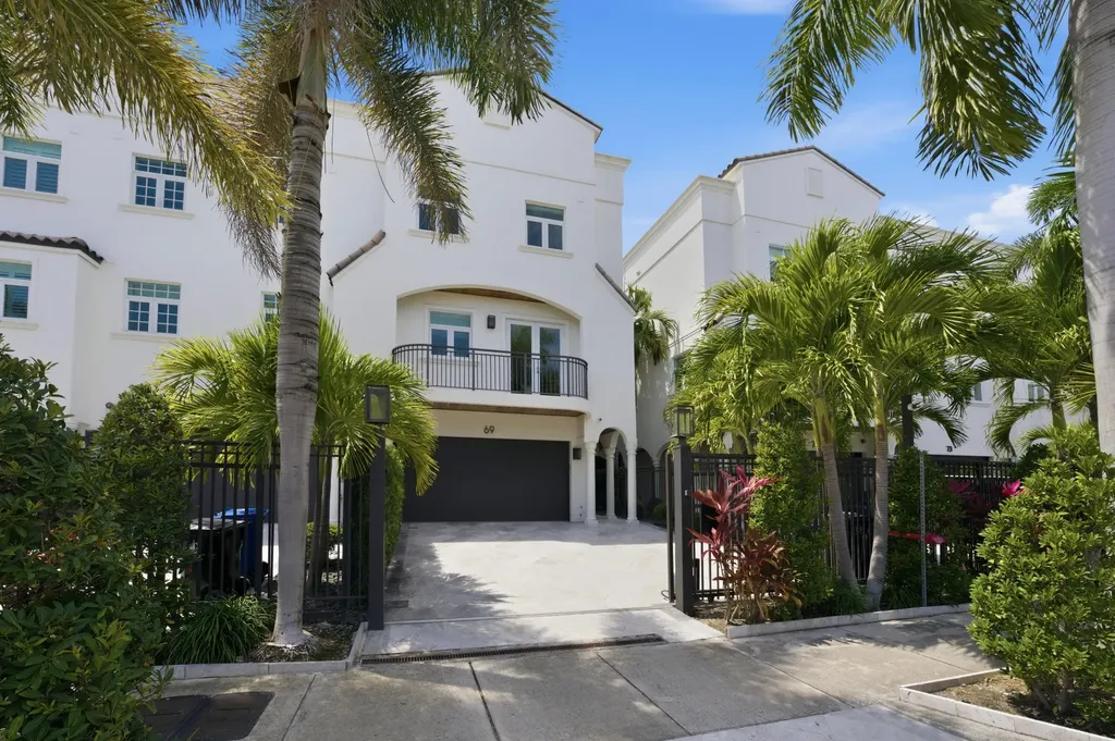 69 Isle Of Venice Drive Fort Lauderdale FL 33301