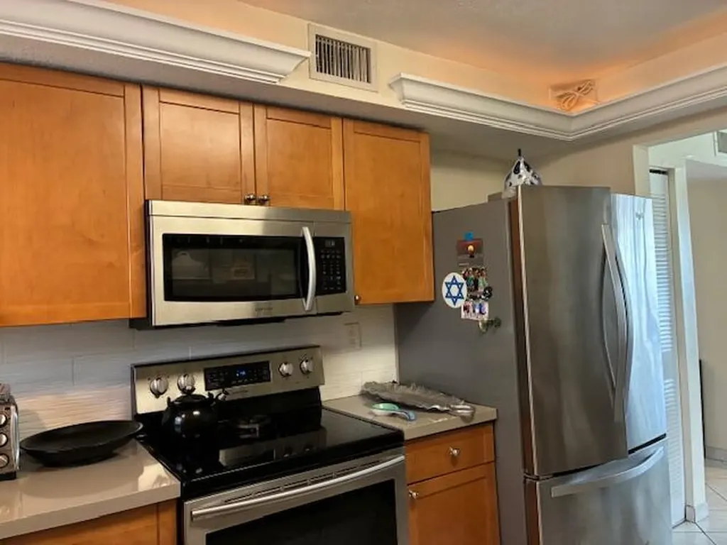 504 Piedmont K Delray Beach FL 33484