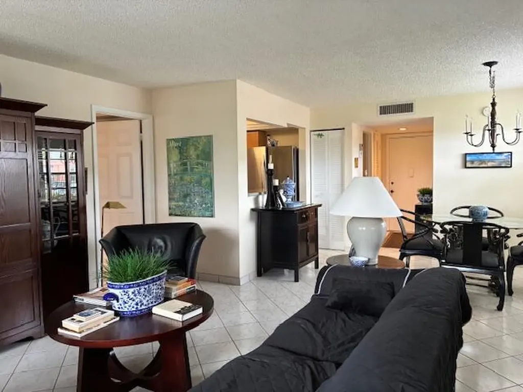 504 Piedmont K Delray Beach FL 33484