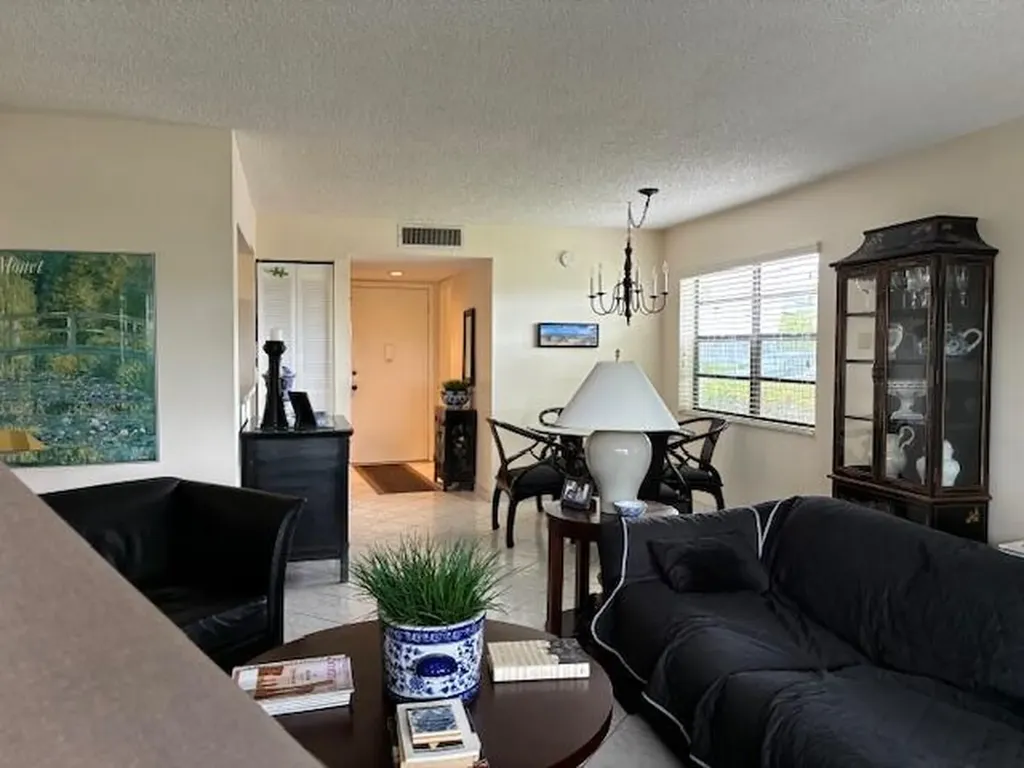 504 Piedmont K Delray Beach FL 33484