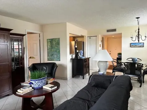 504 Piedmont K Delray Beach FL 33484