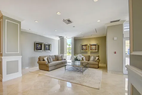 5510 N Ocean Drive Singer Island FL 33404